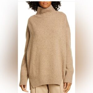VINCE. Double slit turtleneck Sweater -XS Oatmeal/Tan